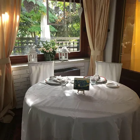 Πανσιόν La Mola Sommacampagna