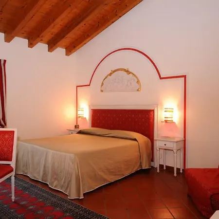 Πανσιόν La Mola Sommacampagna