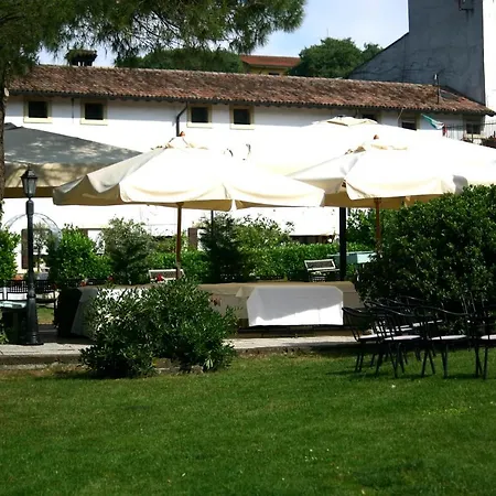 Gasthuis La Mola 3*
